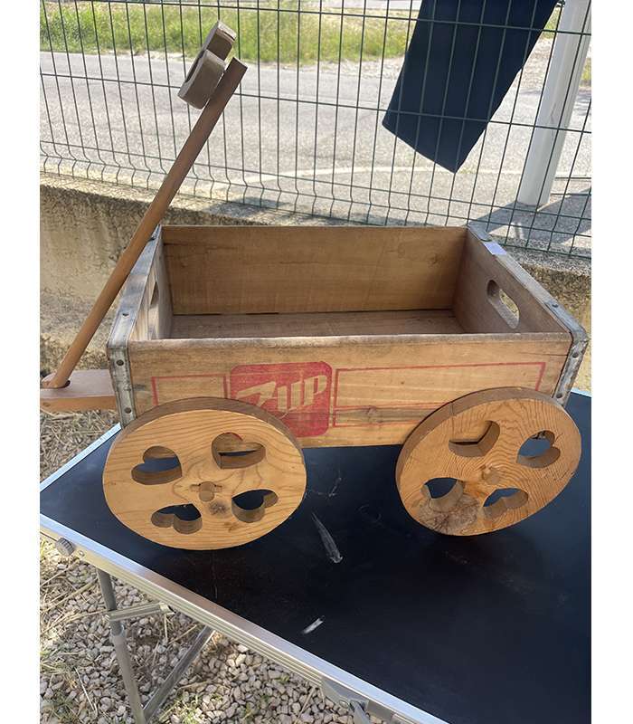 Chariots en bois année 70